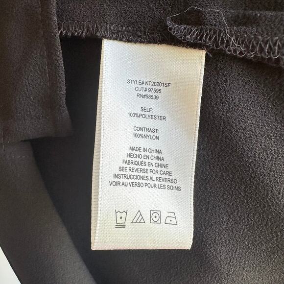 Kut From The Kloth Black Lace V-Neck Flowy Blouse Short Sleeve Large - Picture 6 of 6